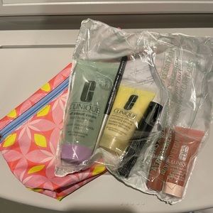 Clinique Skincare Gift Moisture Surge Eye